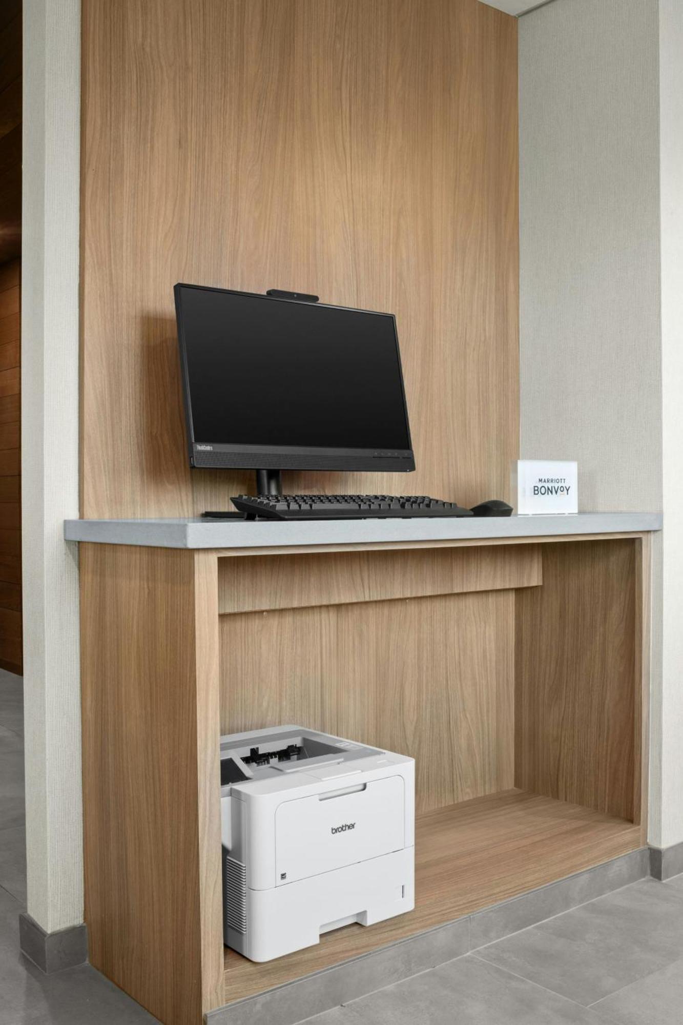 Fairfield By Marriott Inn & Suites אטסקדרו מראה חיצוני תמונה