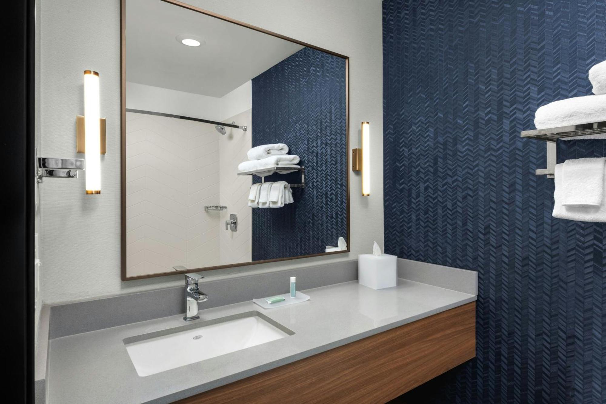Fairfield By Marriott Inn & Suites אטסקדרו מראה חיצוני תמונה